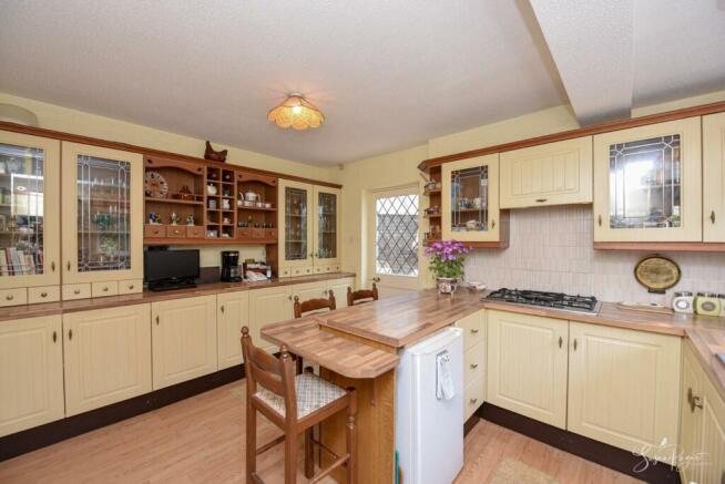 Kitchen-Breakfast Room