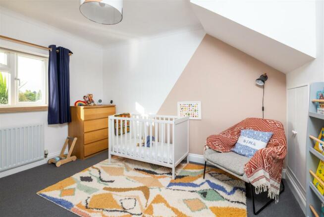 LE 20 Hereward Way BN7 2HJ-4.jpg
