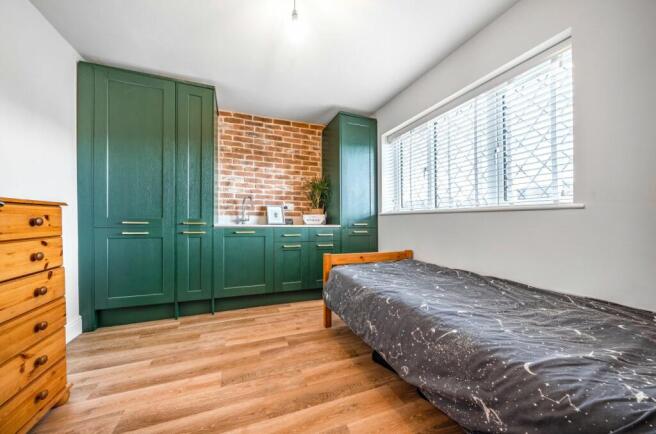 Bedroom / Utility