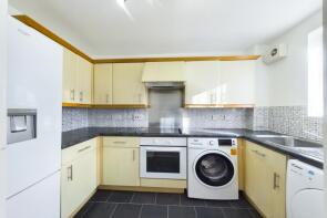 16, Rushdon Close, Romford RM1 2RE