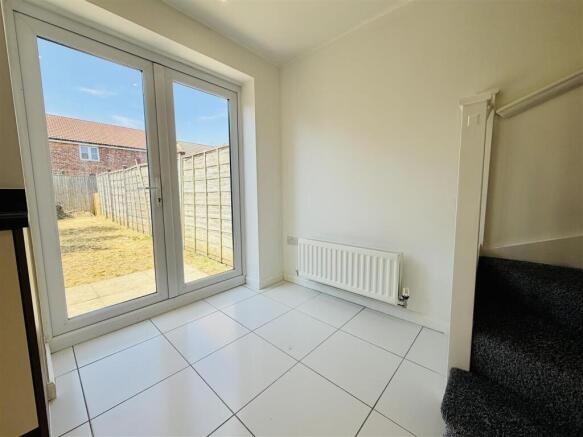 2 bed Terraced for sale Image 8