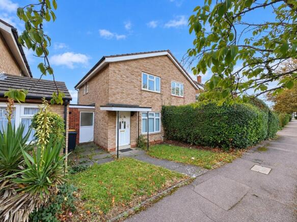 2-bed semi-detached on Needwood Road, Bedford, £270,000