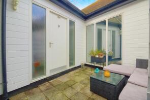 3, Horseshoe Mews, Canterbury CT1 3BP