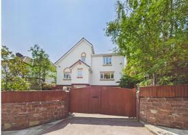 92 The Gables, Woolton Hill Road, Liverpool L25 4RH