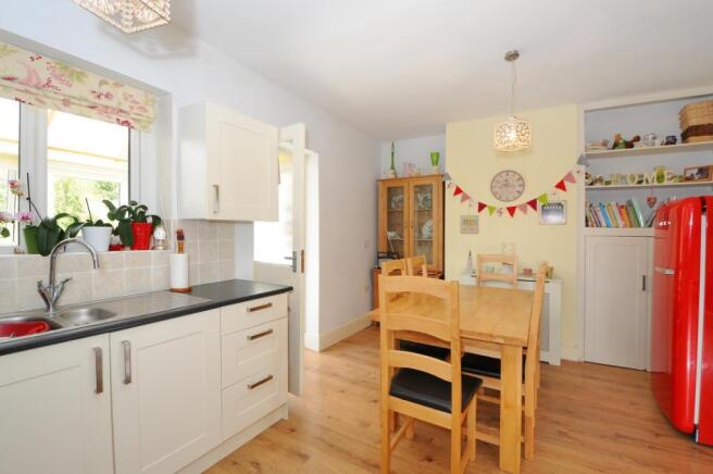 Kitchen/Dining