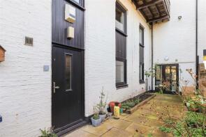 3, Eden Court, Eden Street, Cambridge CB1 1ES