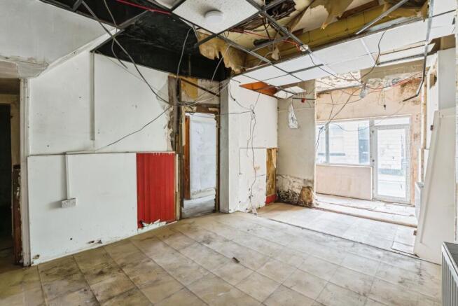 pbox-IMG.jpg
