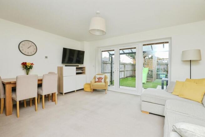 Walnut Tree Road, Mattishall, Dereham photo 3