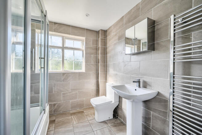 3 bed Detached for sale Image 11