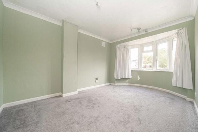 Heathlands Close, Sunbury-on-thames photo 4