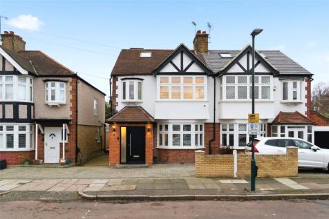 Kendrey Gardens, Whitton, TW2
