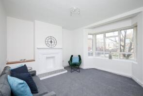 8, Reed House, Toland Square, London SW15 5PE