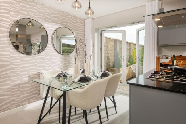 4 bed Detached for sale Image 6