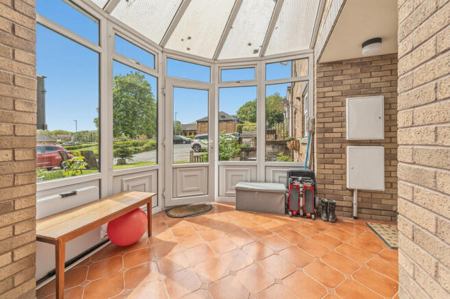 2 bed Apartment for sale Image 11