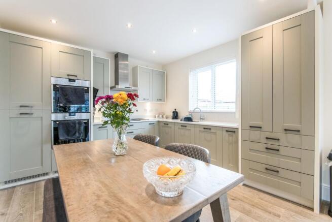 Kitchen/Dining Area