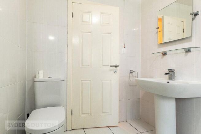 1 bed House for sale Image 10