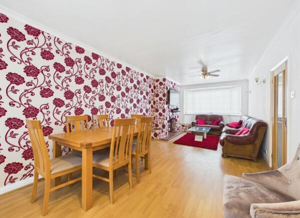 Lounge/Dining Room (Virtually Furnished)