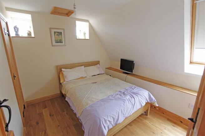 bed3.jpg