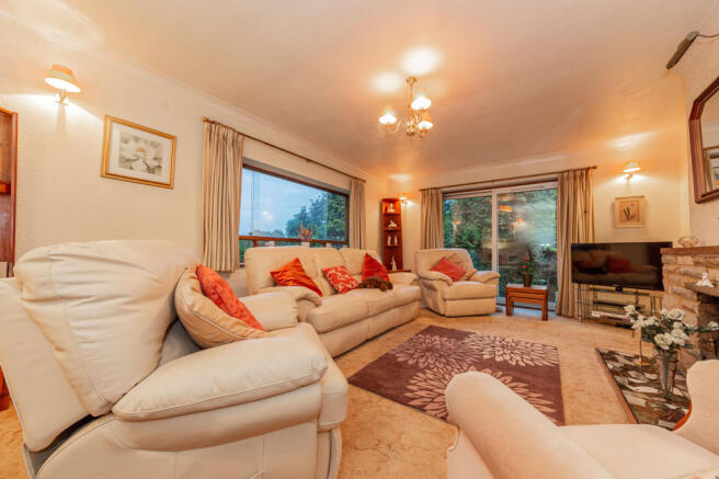 Reception-Room-(2)