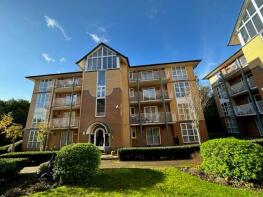 Flat 42, 3 Albany Park Court, Westwood Road, Southampton SO17 1LA