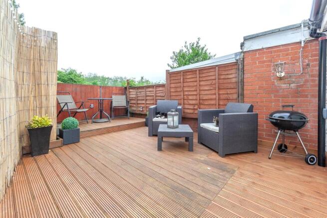 Rear Garden 1.jpg