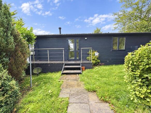 2 bed Detached for sale Image 7
