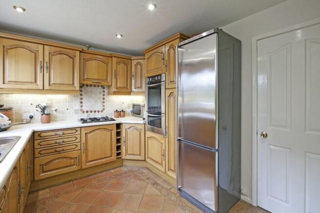 Kitchen (2)