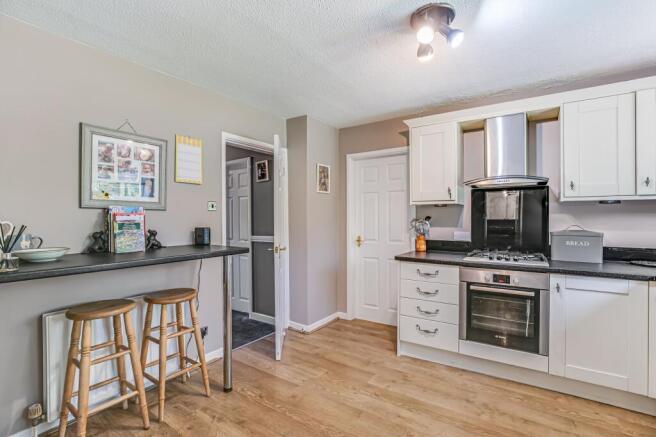 Primrose Drive, Bingley, BD16 photo 3