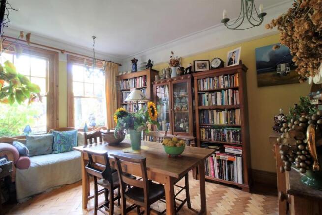 Dining Room.jpg
