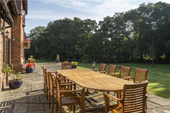 Al Fresco Dining