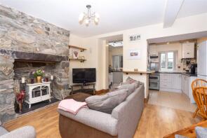 7 Glanfa, High Street, Caernarfon LL54 6PL