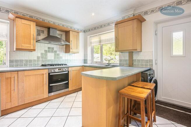 3 bed Bungalow for sale Image 6