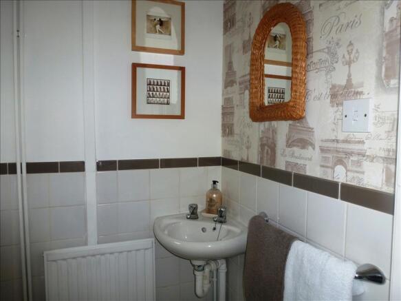 Photo 9