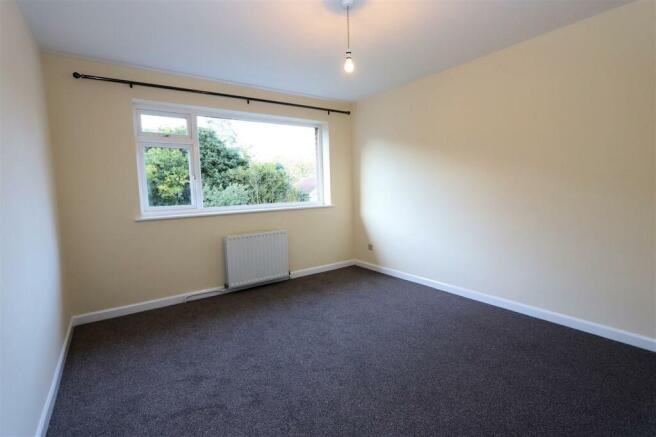 Kendal Avenue 14