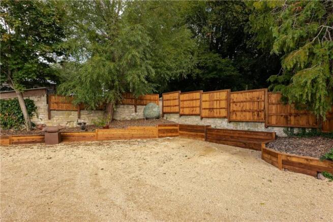 Driveway/Parking