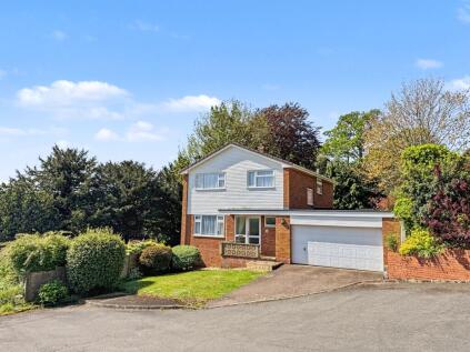 Pine Close, Tiverton, EX16