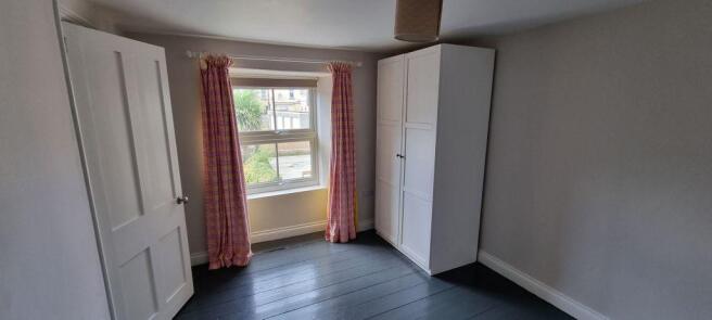 Bedroom 2 (Double)
