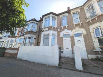 Sixth Avenue, London, E12 5PU