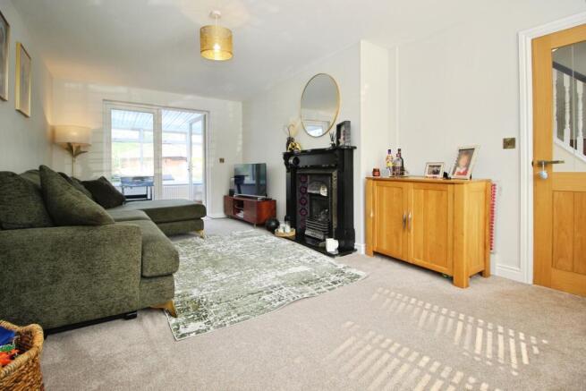 2 bed Semi-Detached for sale Image 4