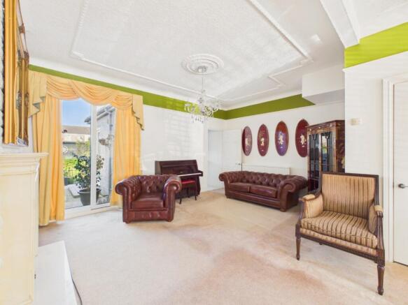 3 bed Terraced for sale Image 6