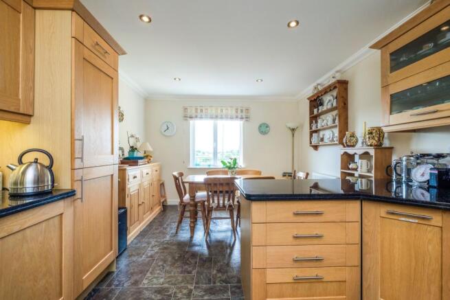 Kitchen/breakfast ro