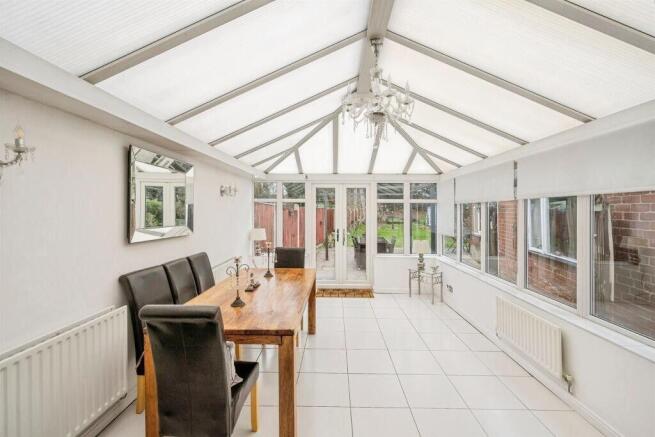 2 bed Detached for sale Image 7