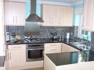 Kitchen/Breakfast Rm