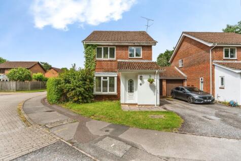 Roundhouse Drive, West Totton, Hampshire, SO40