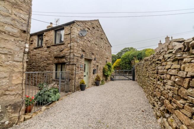 3 bed Link Detached House for sale Image 12