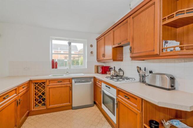 35 Beaumont Way Ws11