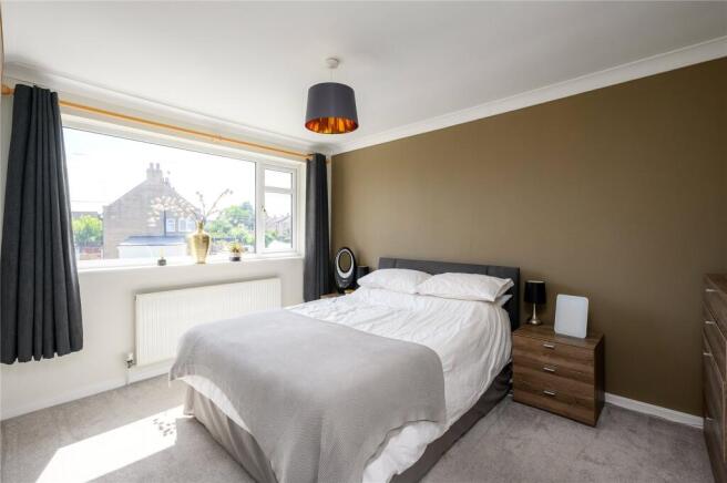 3 bed Semi-Detached for sale Image 9