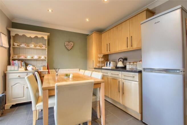 3 bed Semi-Detached for sale Image 8
