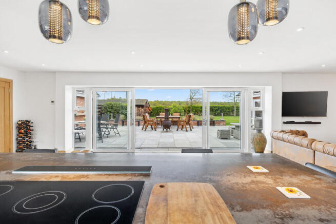 Kitchen 3 Outward...