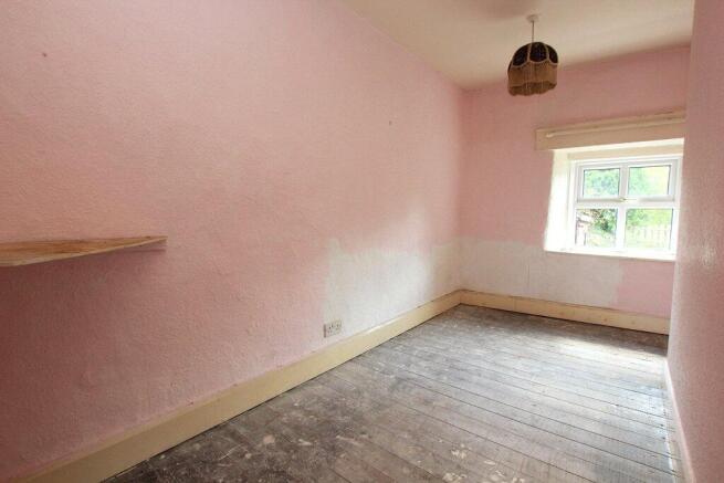 2 bed Terraced for sale Image 8